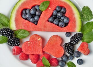 Jak usunąć smród moczu z łóżka?