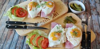 Jak ugotować szynkę wędzoną żeby była soczysta?